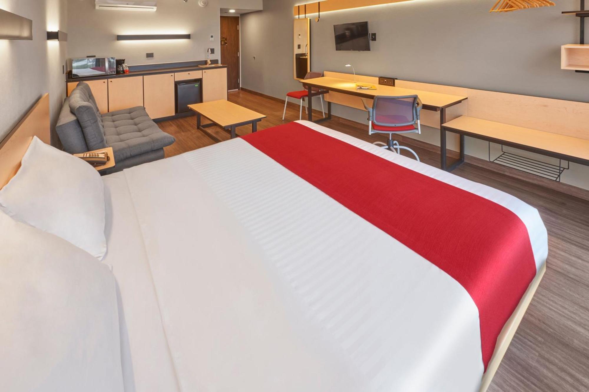 City Express Plus By Marriott Puerto Vallarta Eksteriør billede